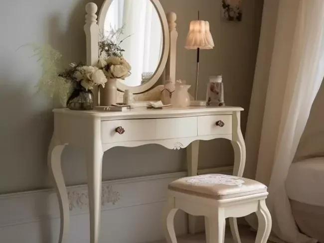 Couture bedroom dresser makers: timeless vintage craftsmanship